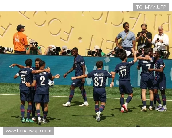 巴黎 4-0 横扫迈阿密晋级世俱杯八强，詹姆斯执行 5260 万合同迎第 23 季